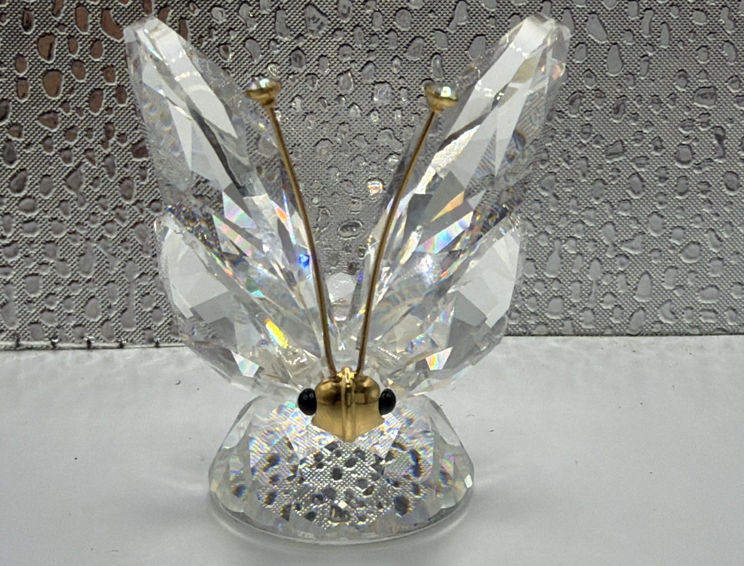 Swarovski Crystal Butterfly Figurine, Approx 1.5” Retired gold accents Swarovski Crystal Butterfly Figurine, Approx 1.5” Retired gold accents