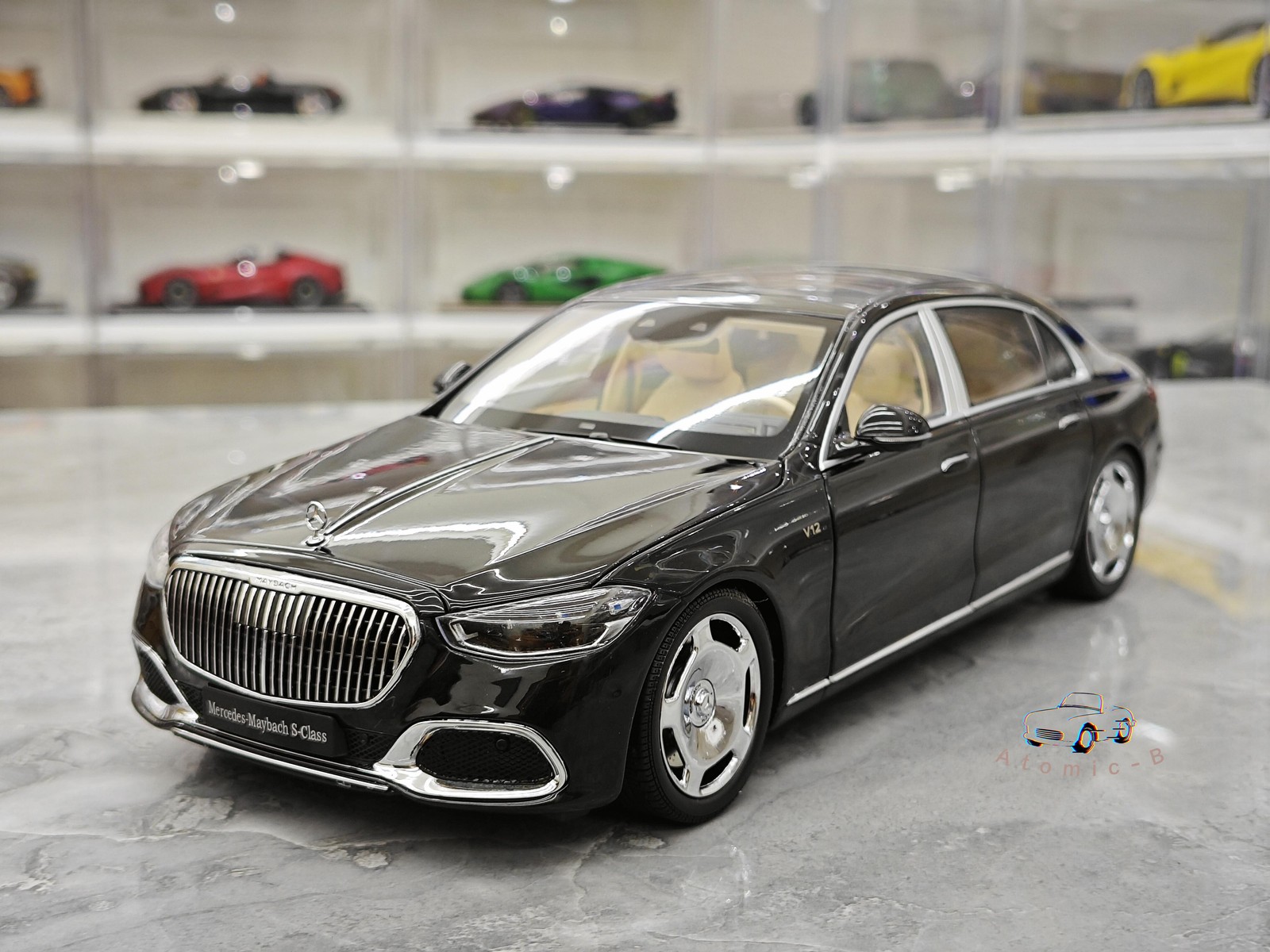 Almost Real 1:18 Mercedes-Benz Maybach S-Class Limited Black Model Collection