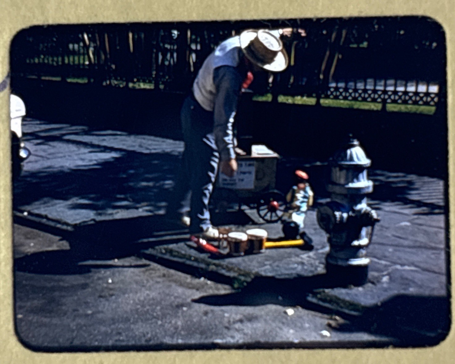 Orig 1960 Slide New Orleans Sidewalk Peddler Street Scene Louisiana A139