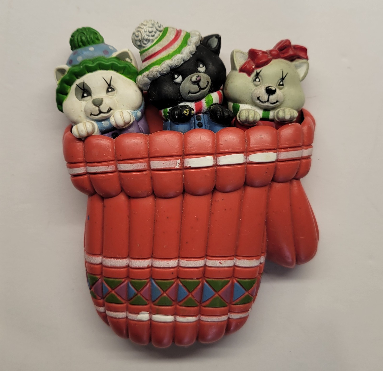 Giftco Vintage 80s 3 Little Kittens Mitten Refrigerator Magnet Complete Set CUTE Giftco Vintage 80s 3 Little Kittens Mitten Refrigerator Magnet Complete Set CUTE