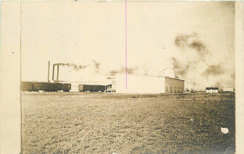C-1910 Frisco Railroad Factory Industry RPPC Photo Postcard 21-5483