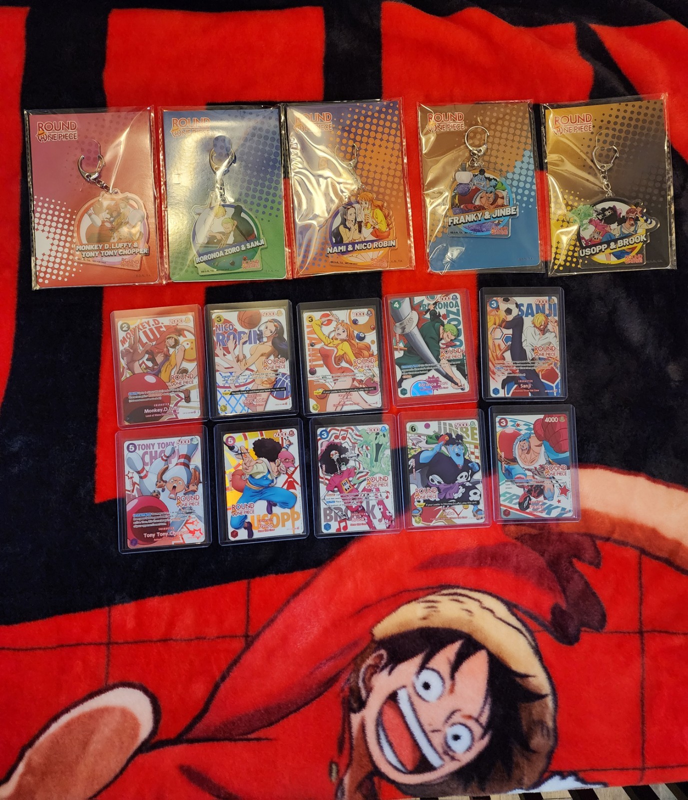 Round 1 x One Piece Promo Cards - Full Set of 10 English & Full set 5 key chain