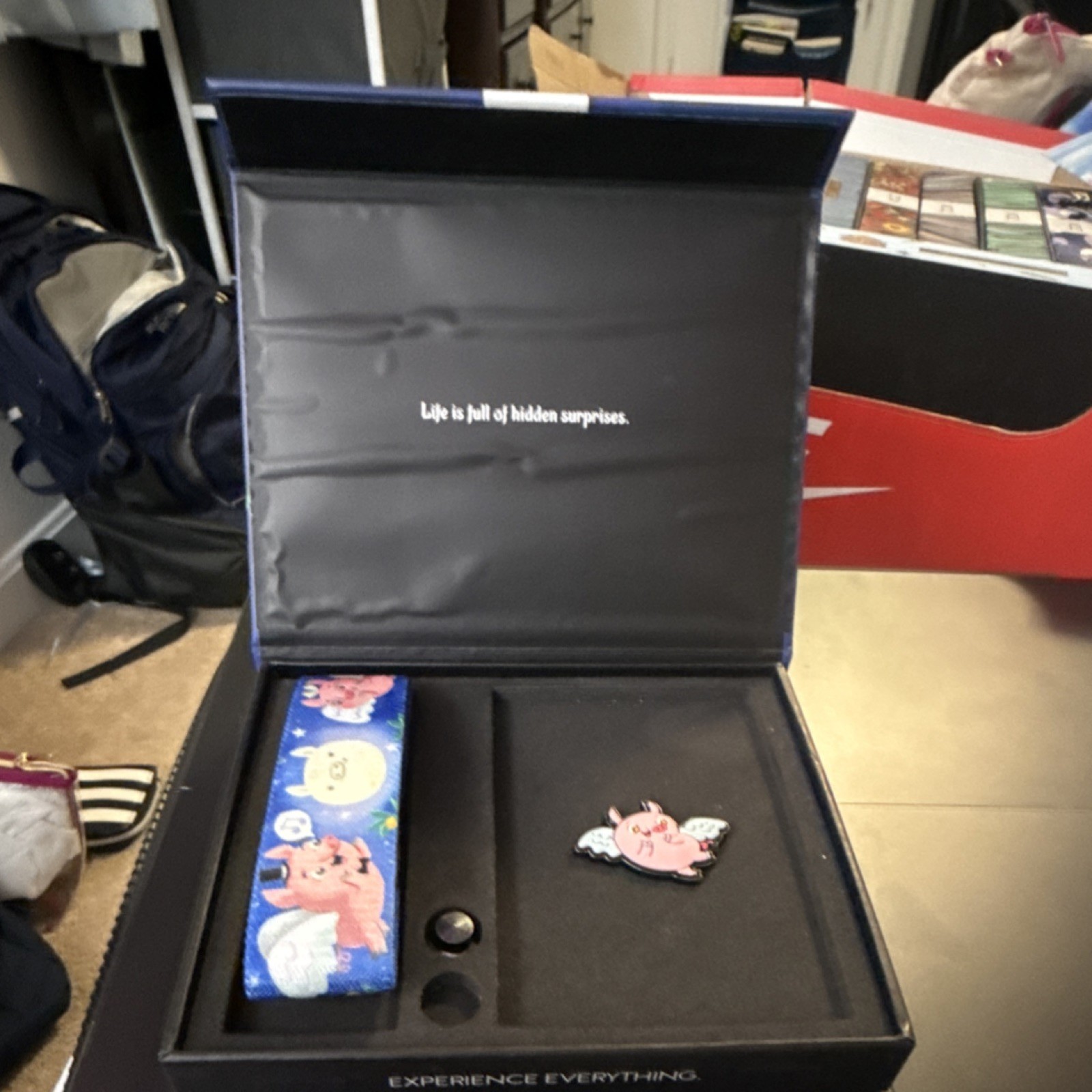 ZOX Pearl: Anything Can Happen Charm Bracelet and Collectible Pin Set, Fabric ZOX Pearl: Anything Can Happen Charm Bracelet and Collectible Pin Set, Fabric