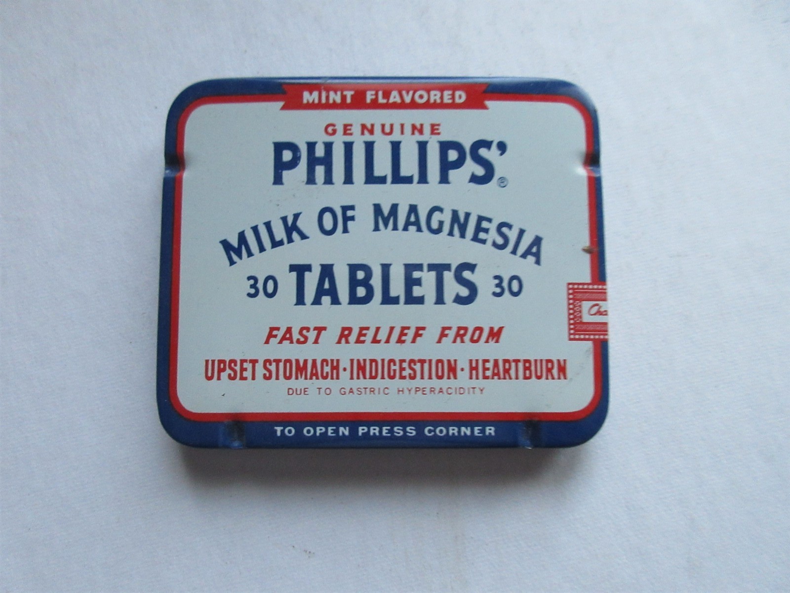 Vintage Phillips Milk of Magnesia Tablets Tin - excellent condition Vintage Phillips Milk of Magnesia Tablets Tin - excellent condition