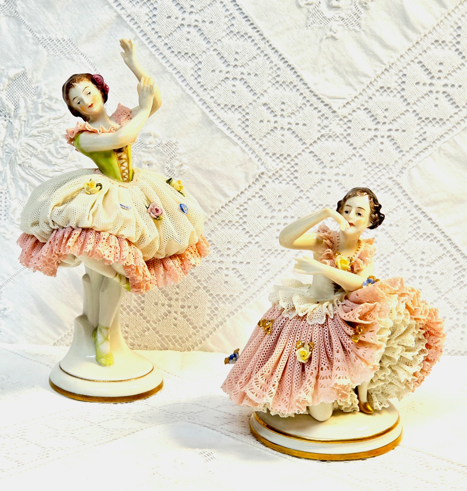#8 Figurines a Pair of Antique German Dresden Lace Ballerinas 7\ #8 Figurines a Pair of Antique German Dresden Lace Ballerinas 7\