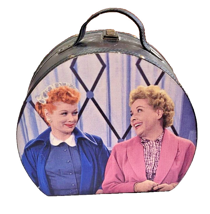 Vintage 1980 I Love Lucy On The Road Again 2pc Nesting Luggage Set W/ Wallet Vintage 1980 I Love Lucy On The Road Again 2pc Nesting Luggage Set W/ Wallet