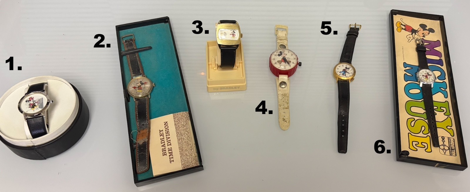 VINTAGE WATCH BUNDLE 6 Mickey & Minnie Mouse RARE & COLLECTABLE WATCHES VINTAGE WATCH BUNDLE 6 Mickey & Minnie Mouse RARE & COLLECTABLE WATCHES