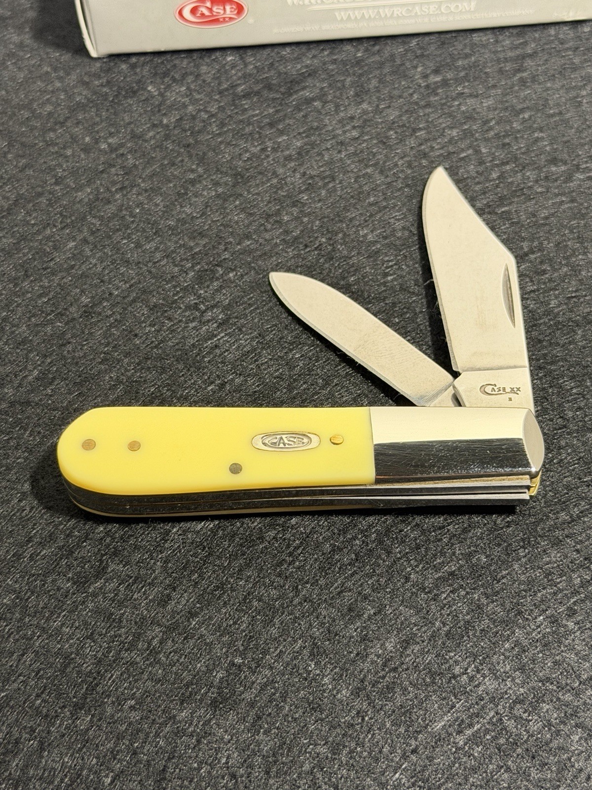 Case XX Yellow Synthetic Barlow Knife Hard To Find New In Box Mint Case XX Yellow Synthetic Barlow Knife Hard To Find New In Box Mint
