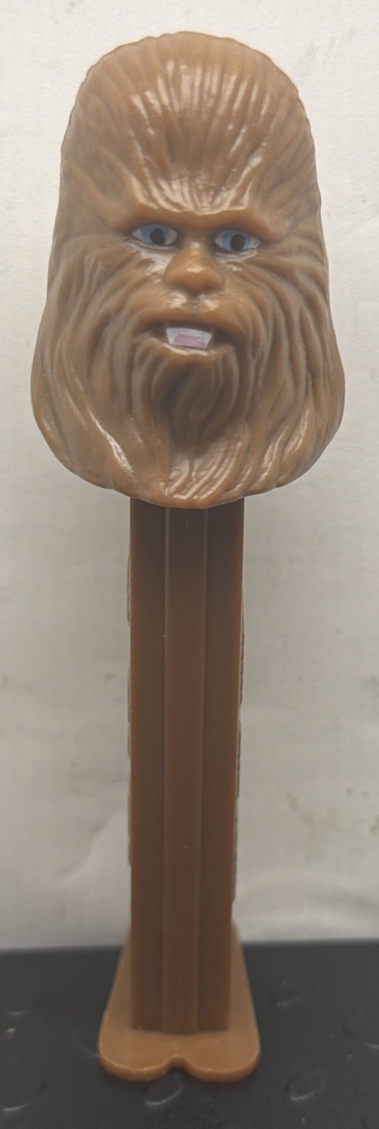 Vintage 1997 Chewbacca Pez Dispenser Star Wars Retired: (2A2) Vintage 1997 Chewbacca Pez Dispenser Star Wars Retired: (2A2)