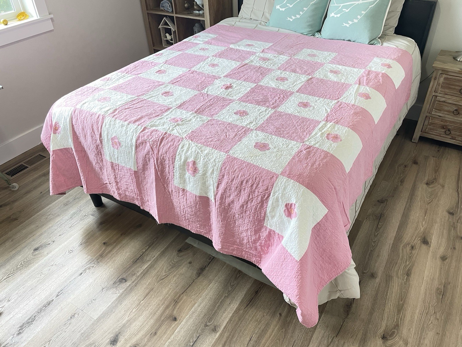 Vintage Pink White Floral Applique Quilt Hand Quilted Embroidered Cutter As Is