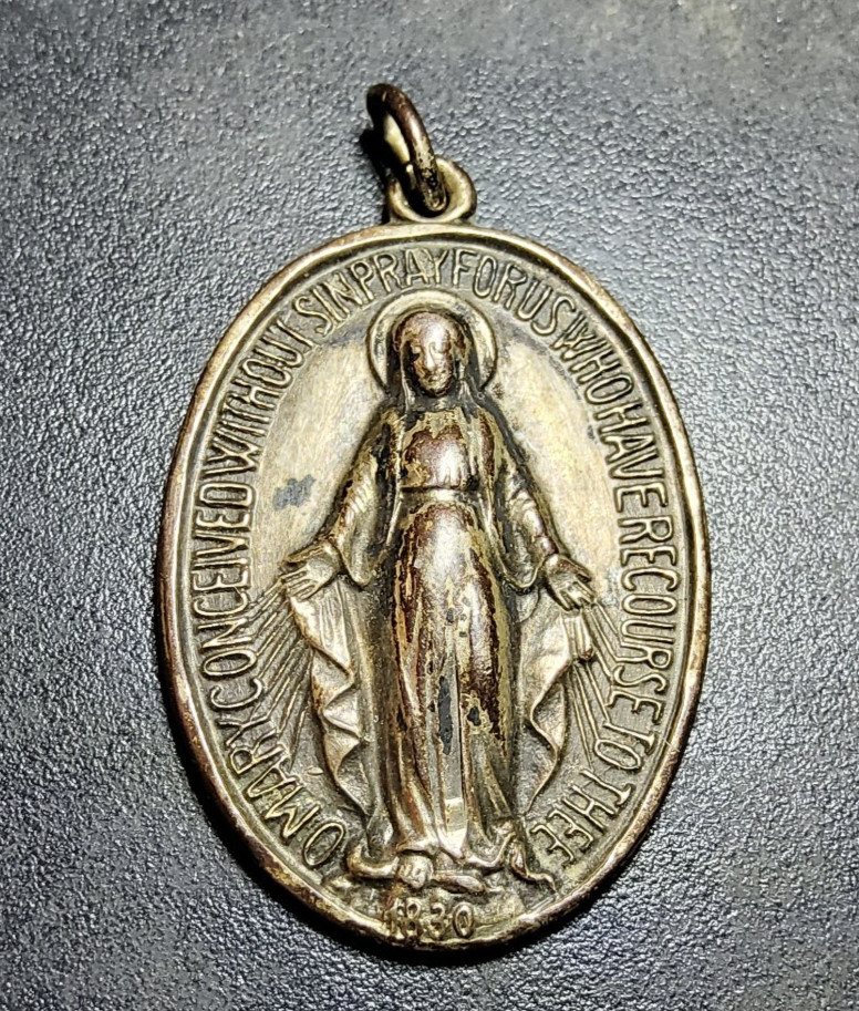 STERLING SILVER 1830 MOTHER MARY Immaculate Sliding Pendant-Vintage Antique STERLING SILVER 1830 MOTHER MARY Immaculate Sliding Pendant-Vintage Antique