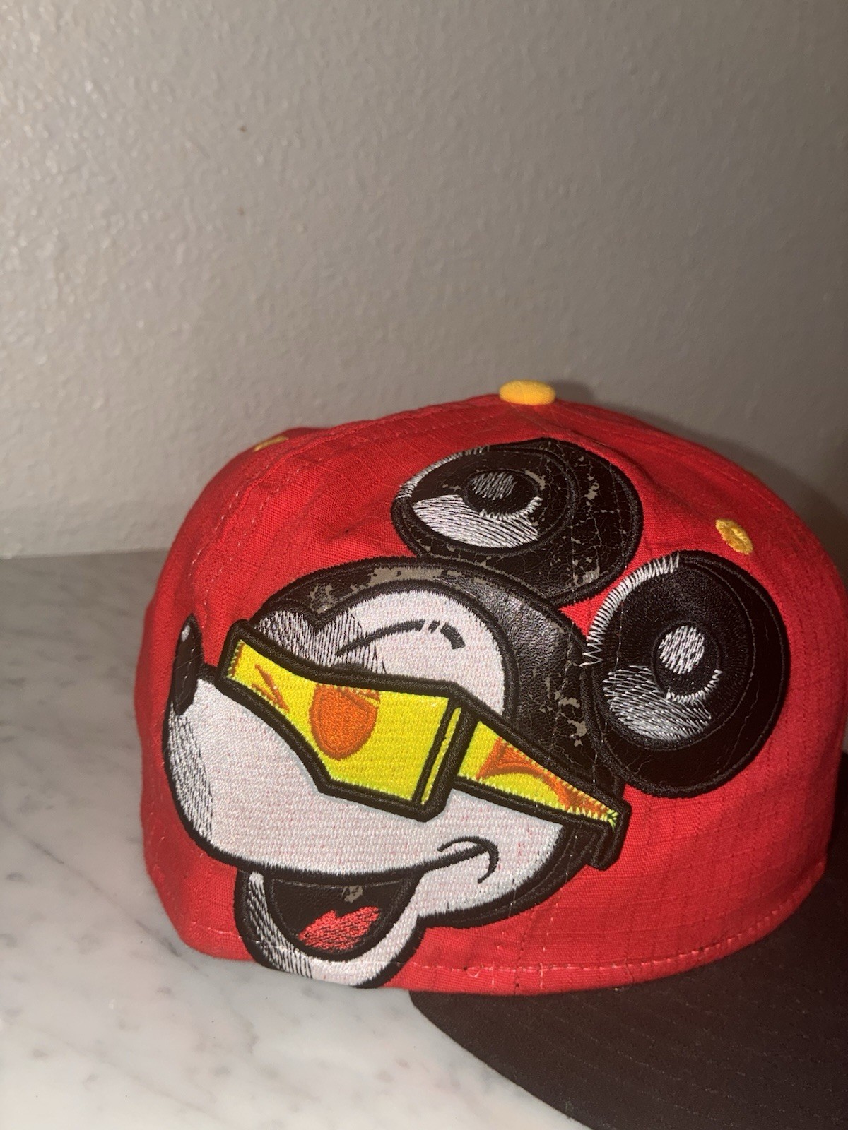 Rare Mickey Mouse Bloc28 Bloc 28 Disney Hat Club Fitted 7 1/4 Rare Mickey Mouse Bloc28 Bloc 28 Disney Hat Club Fitted 7 1/4