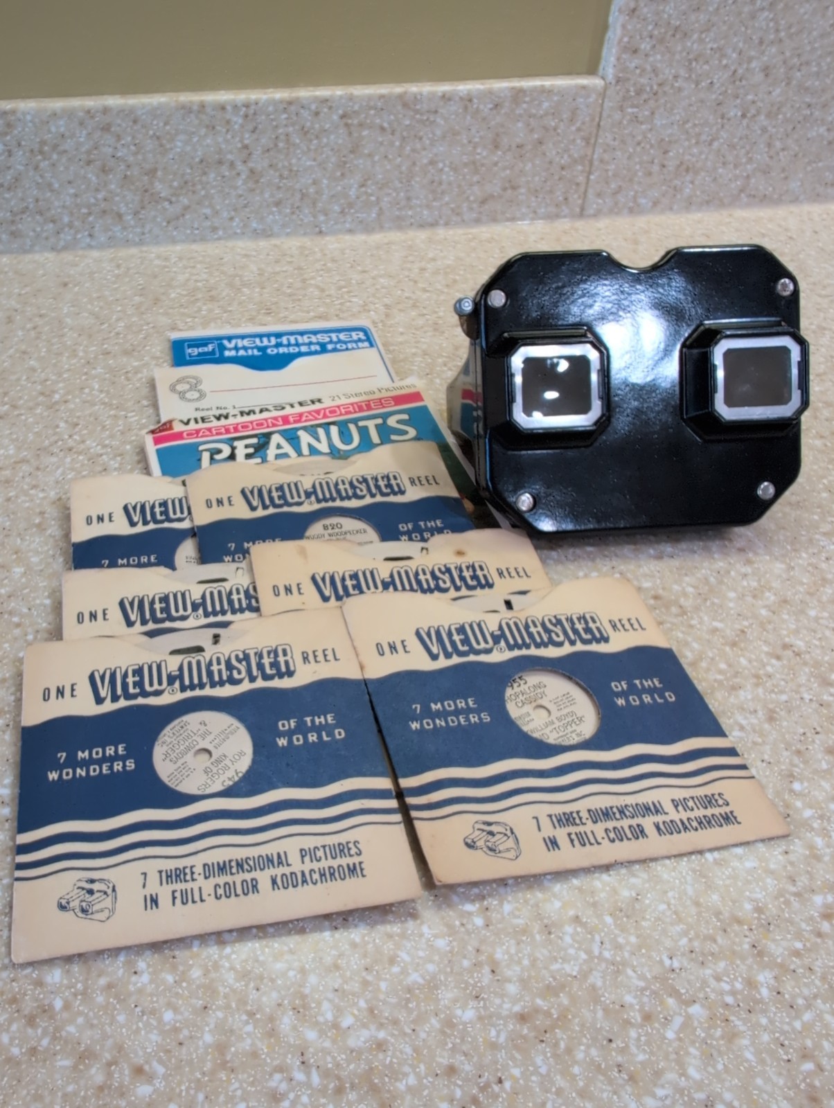 Vintage 1950s Sawyer\'s View-Master Model C With Multiple 3D Reels