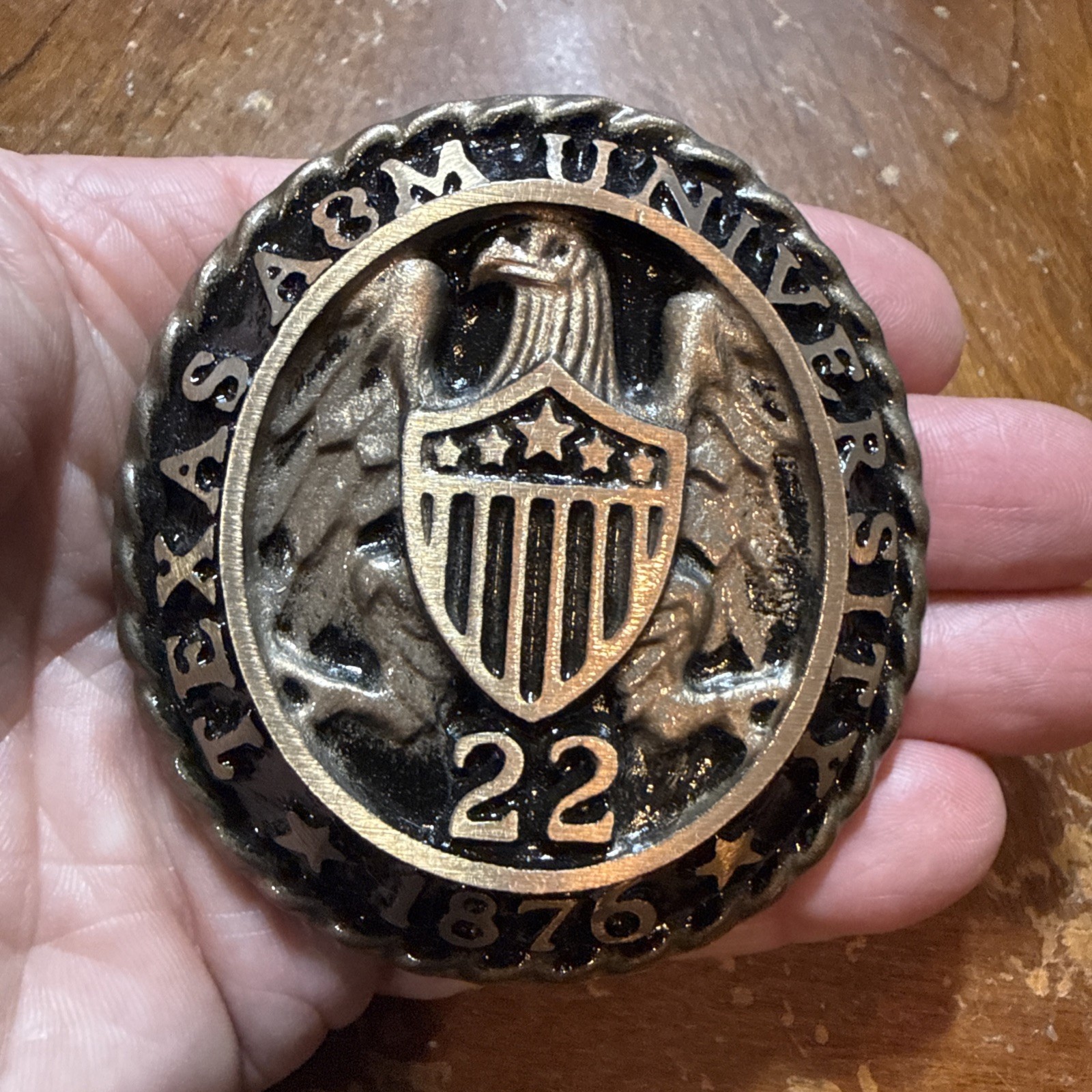Heavy Brass TEXAS A&M RINGCREST PAPERWEIGHT CLASS OF 2022 Heavy Brass TEXAS A&M RINGCREST PAPERWEIGHT CLASS OF 2022