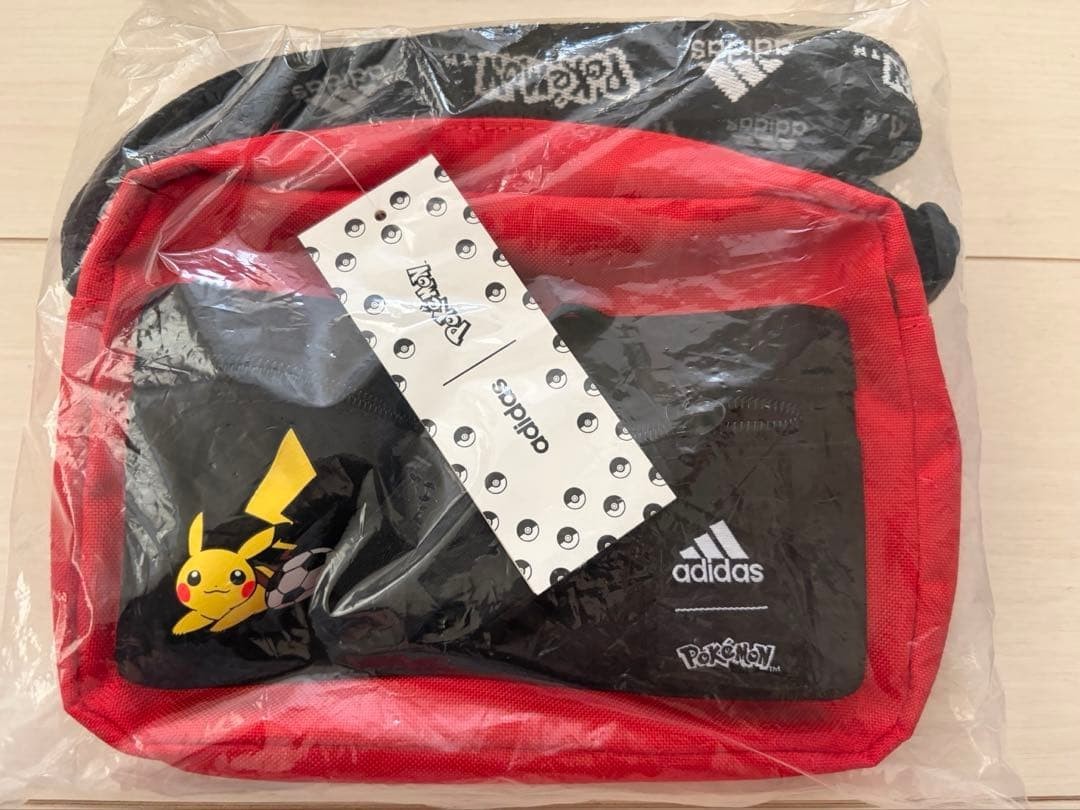 Pokemon Adidas Pikachu Back Men JPN Limited Edition Rare Animation Model VHTF Fa Pokemon Adidas Pikachu Back Men JPN Limited Edition Rare Animation Model VHTF Fa