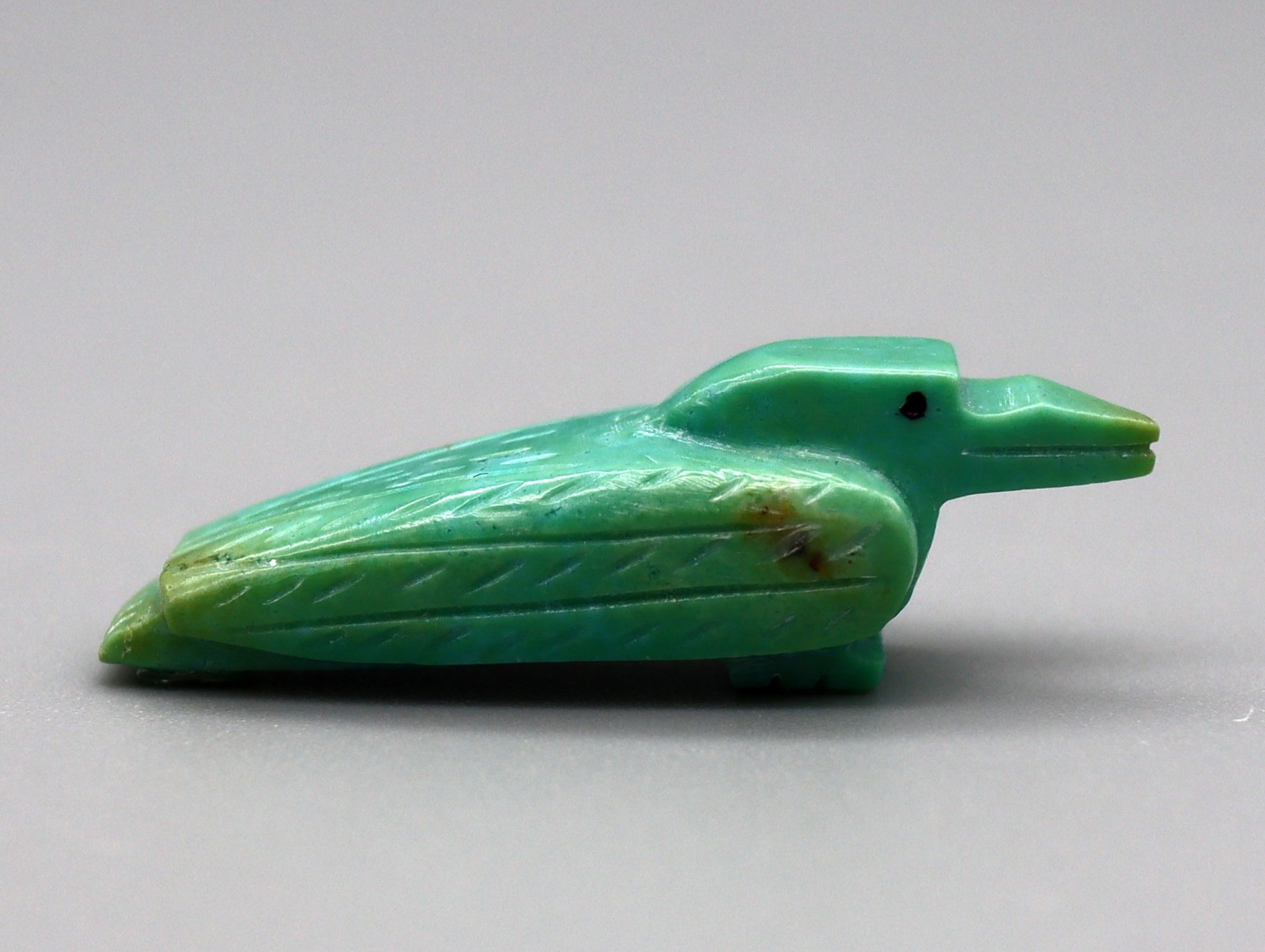 Small Signed Turquoise Zuni Raven Fetish by Unknown Carver