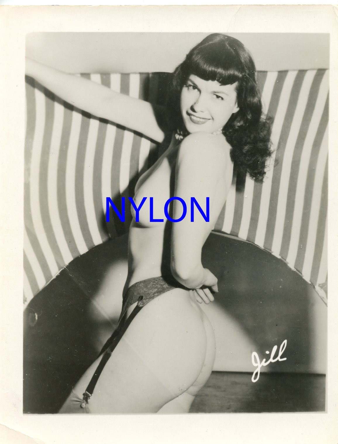 RARE BETTIE PAGE VINTAGE 1950\'s 4 x 5 PHOTOGRAPH RARE BETTIE PAGE VINTAGE 1950\'s 4 x 5 PHOTOGRAPH