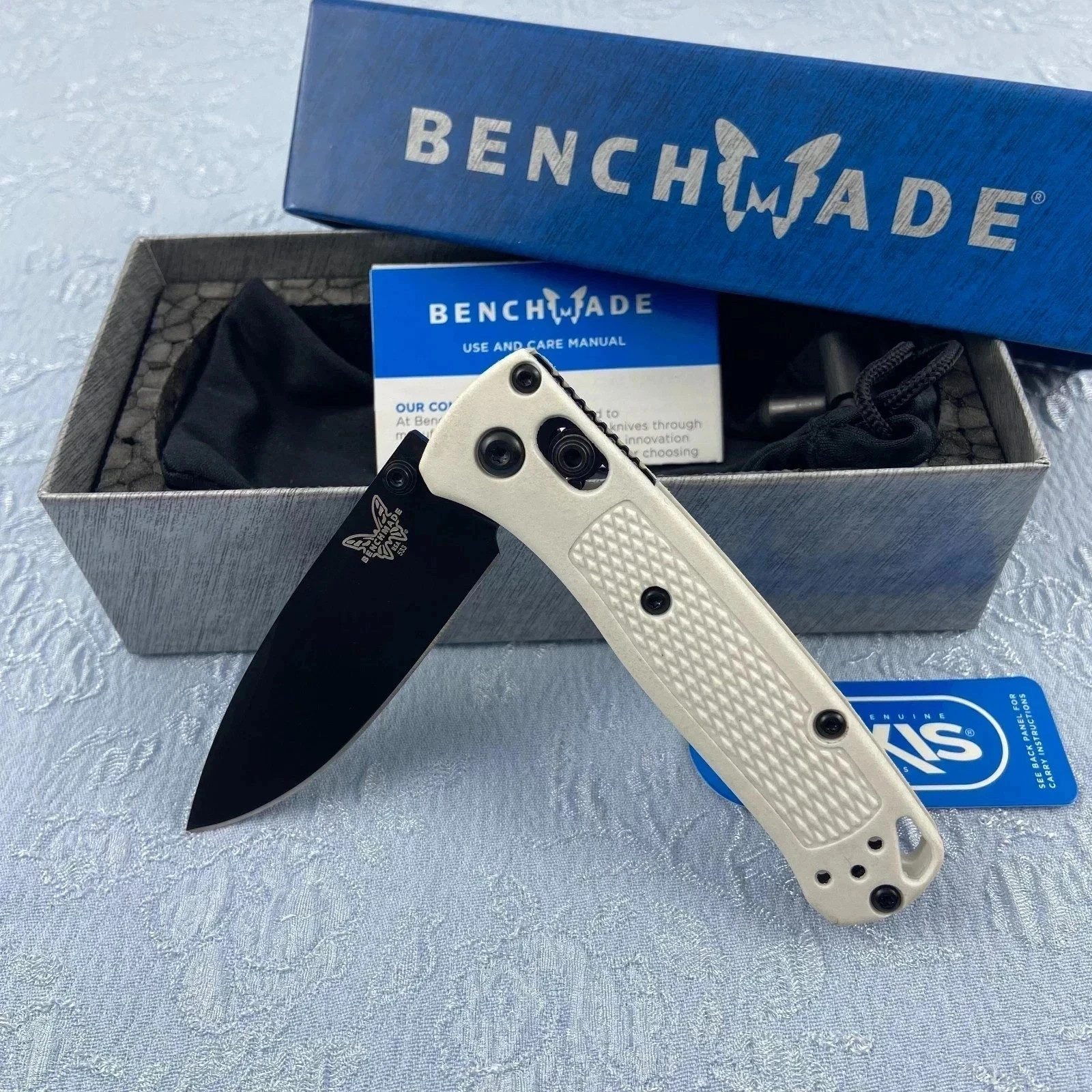 Benchmade 533BK-1 Mini Bugout Folding Knife White Grivory Handle S30V Blade USA Benchmade 533BK-1 Mini Bugout Folding Knife White Grivory Handle S30V Blade USA