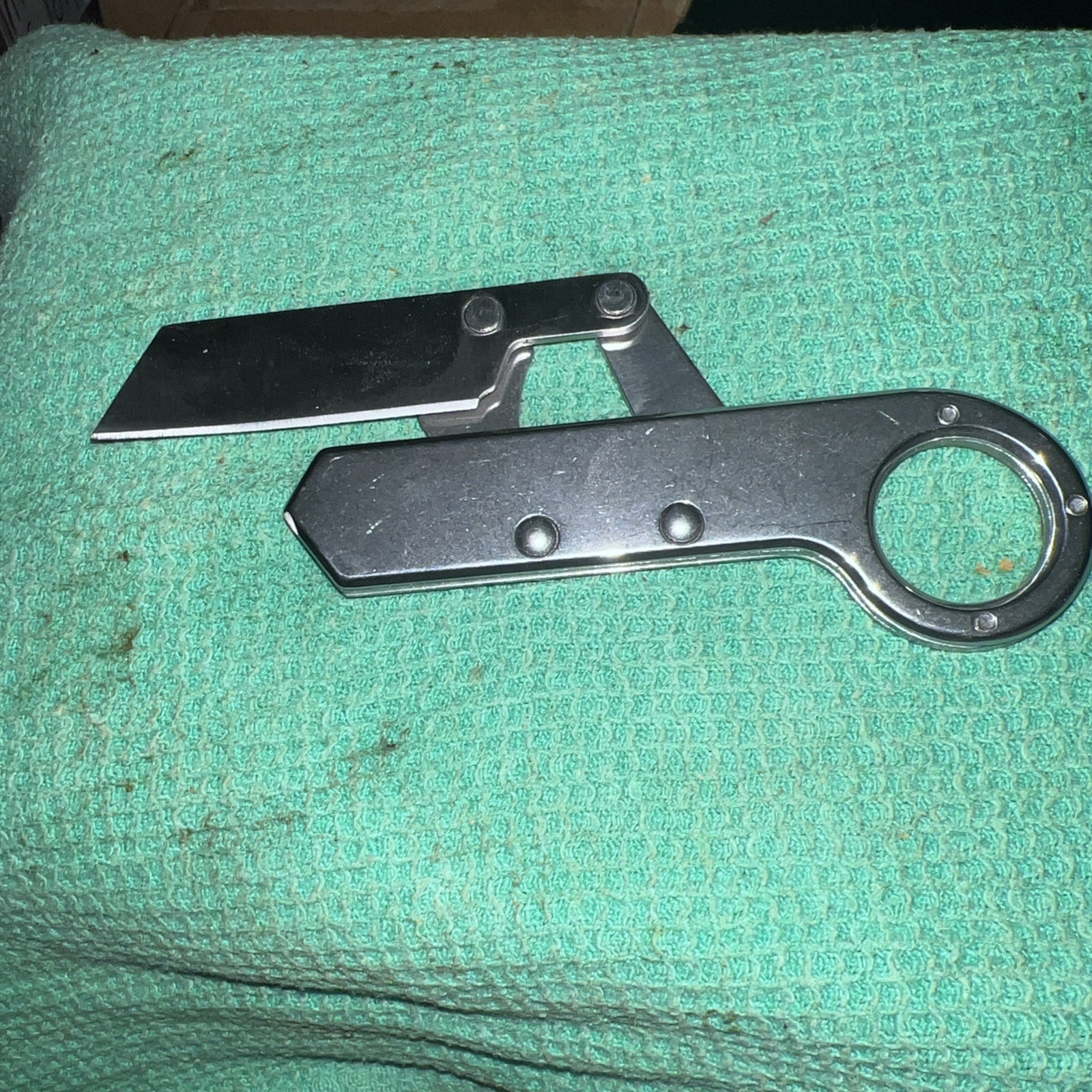 Folding Pocket Utility Knife Folding Pocket Utility Knife