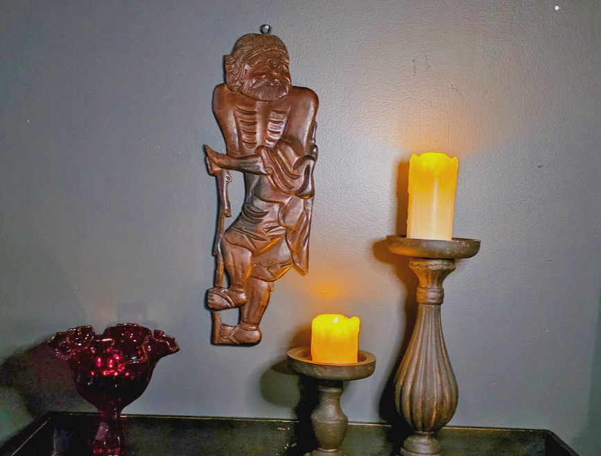 Vintage Hand Carved Wood Li Tieguai Wall Hanging Taiwan Eight Immortals Folk Art Vintage Hand Carved Wood Li Tieguai Wall Hanging Taiwan Eight Immortals Folk Art