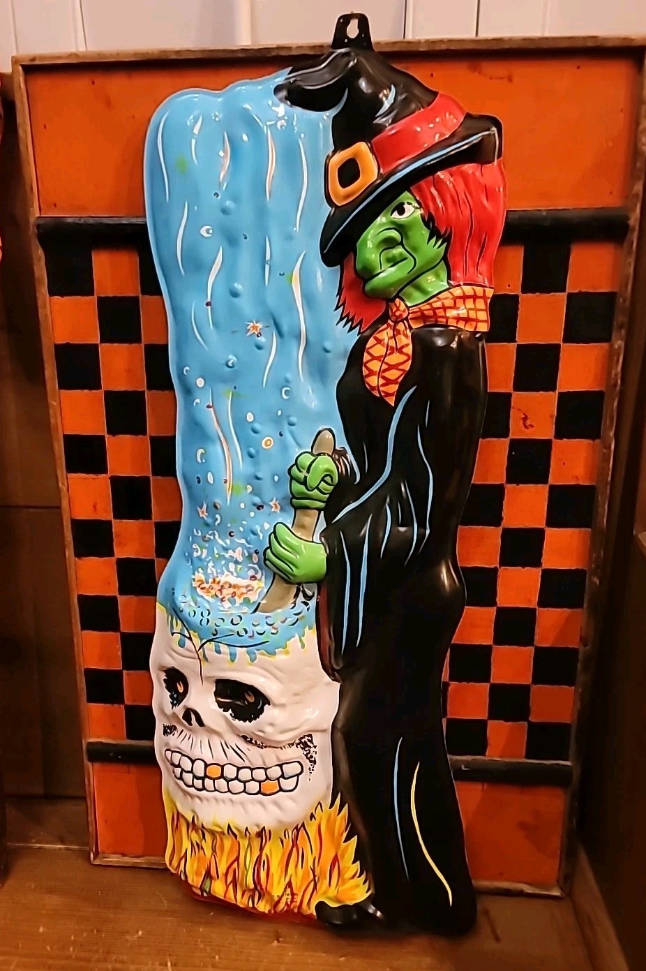 Vintage Halloween Vacuform Witch Skull Cauldron 1977 A+ Condition 25×9 1/2 Vintage Halloween Vacuform Witch Skull Cauldron 1977 A+ Condition 25×9 1/2