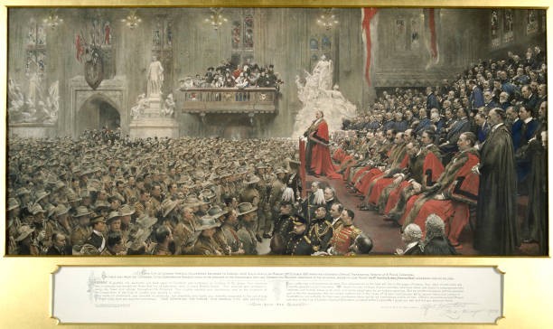 The City Imperial Volunteers in the Guildhall London 1900 Old Photo The City Imperial Volunteers in the Guildhall London 1900 Old Photo