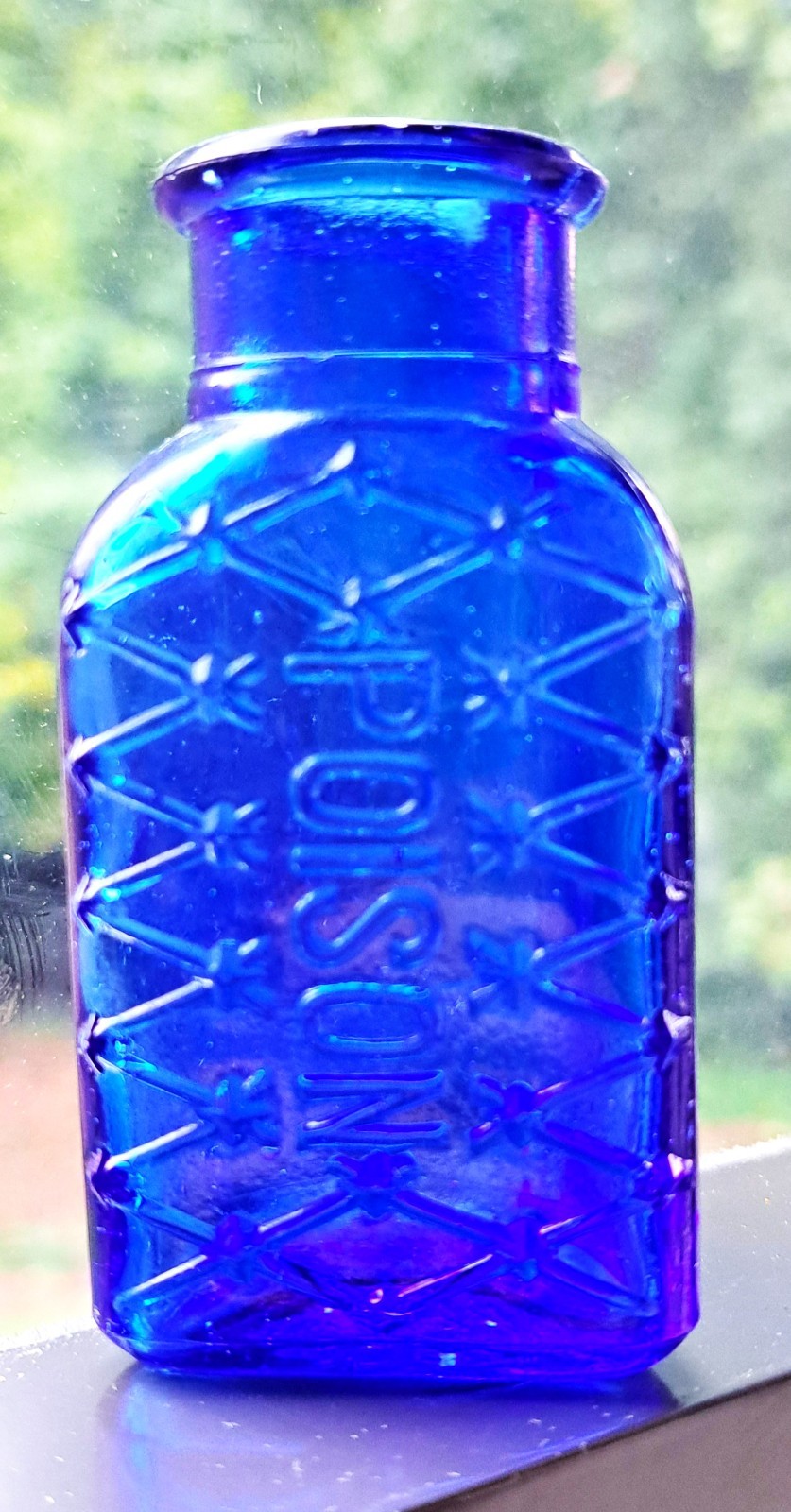 ANTIQUE COBALT BLUE GLASS POISON BOTTLE WITH EMBOSSED DIAMOND PATTERN & LETTERS