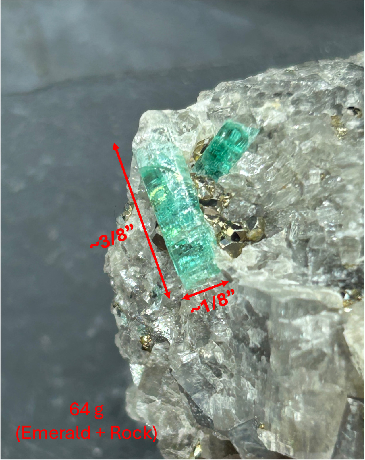 Very Clear Emeralds on Matrix Rock. Chivor Mines Colombia. 64 g. Very Clear Emeralds on Matrix Rock. Chivor Mines Colombia. 64 g.