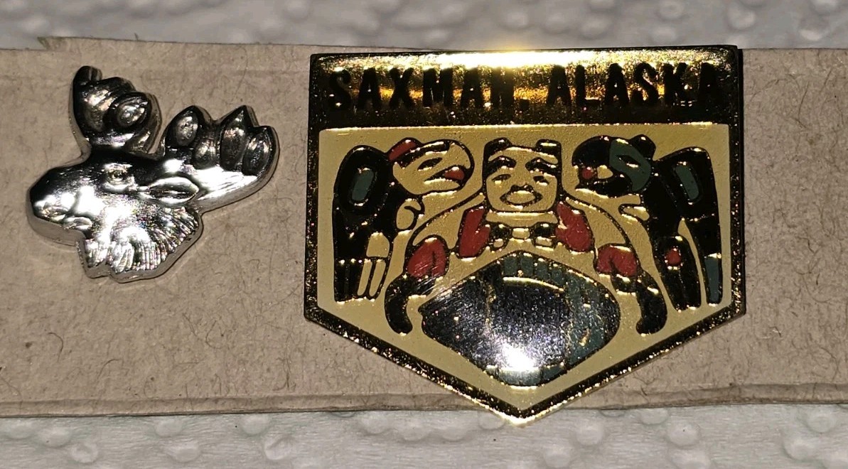 Vintage Saxman Alaska Enamel Souvenir Lapel Pin Gold Tone & Silver Tone Moose