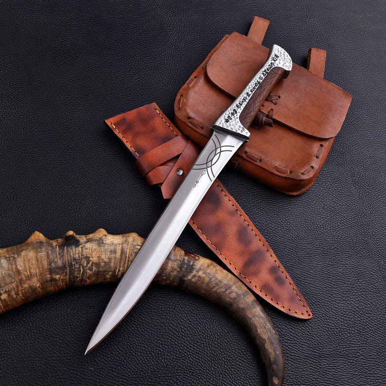 Famous Dune Paul Atreides Crysknife with Leather Sheath | Full Tang High Carbon Famous Dune Paul Atreides Crysknife with Leather Sheath | Full Tang High Carbon