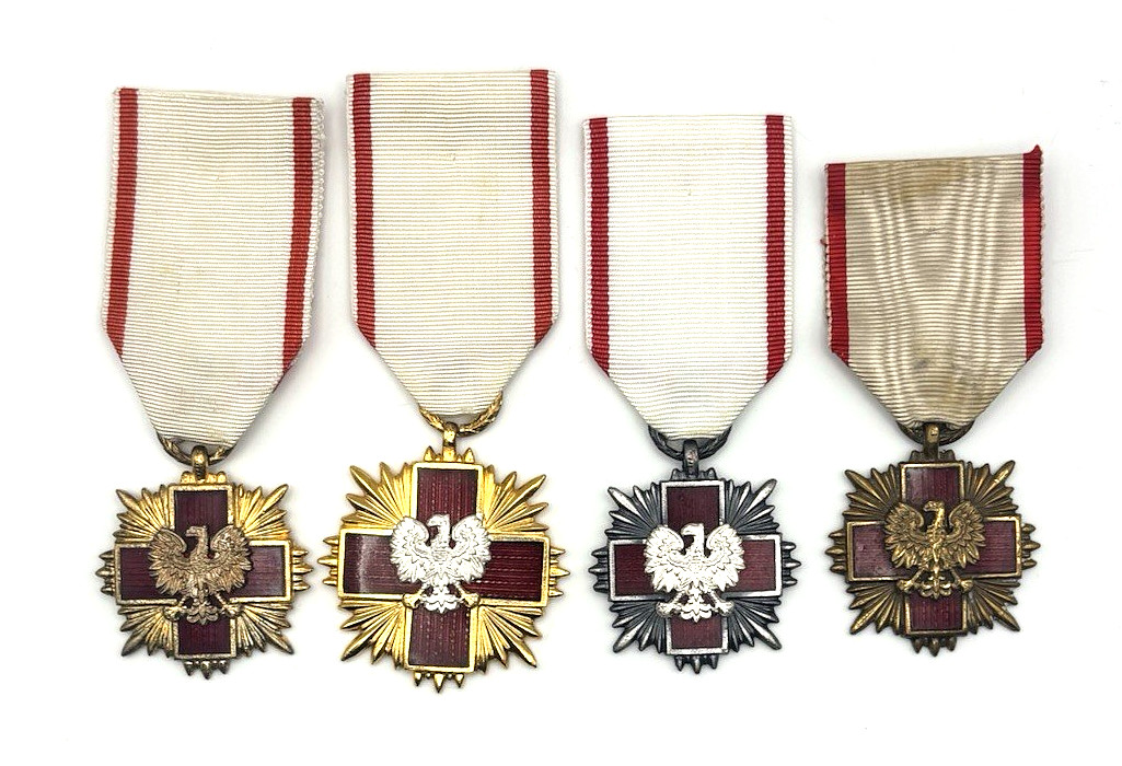 Lot 4 Poland Order Polonia Restituta Cross Medals PRL Polish Decorations
