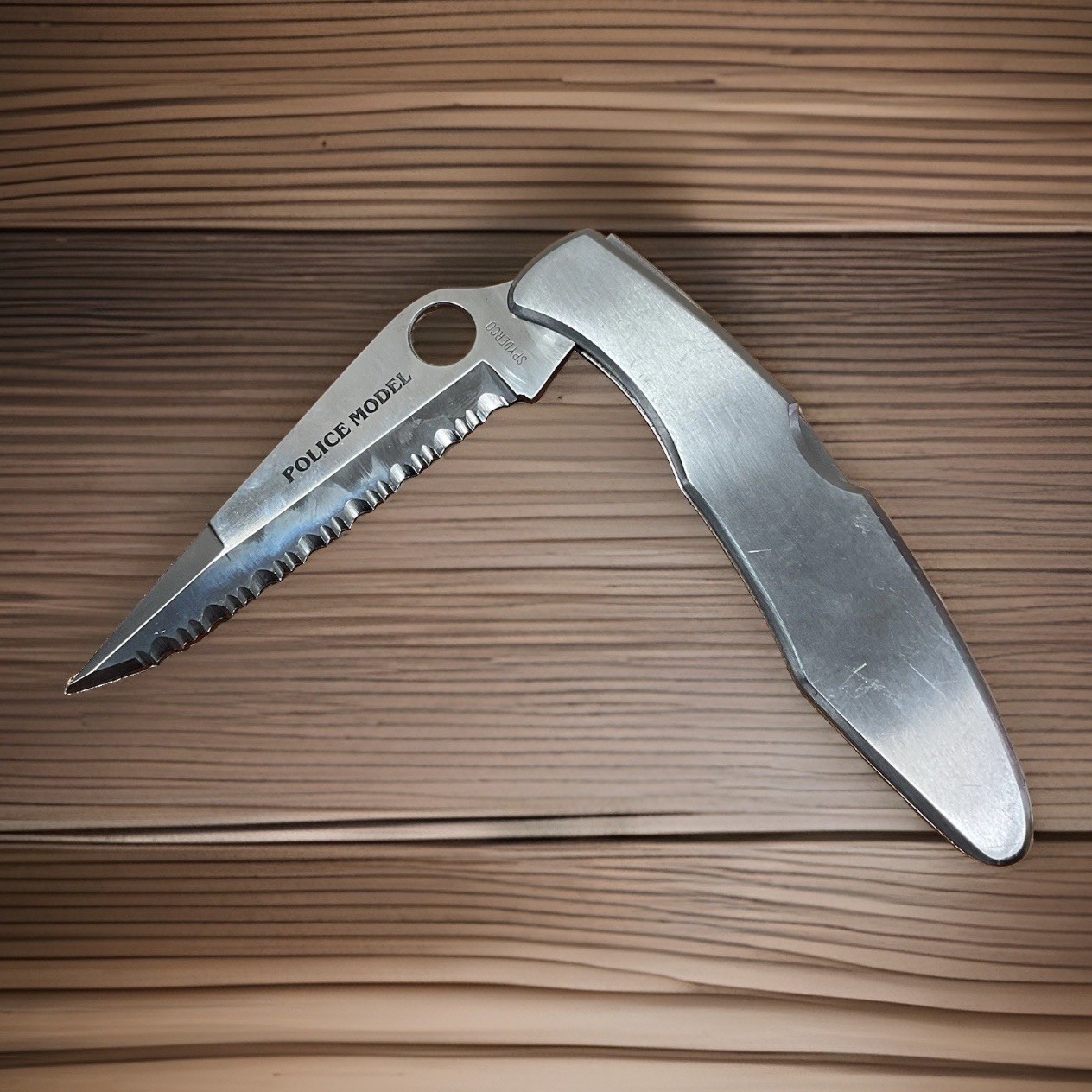 VTG 90s SPYDERCO Police Model G2 Pat. #4347665 Serrated Blade Pocket Knife Japan VTG 90s SPYDERCO Police Model G2 Pat. #4347665 Serrated Blade Pocket Knife Japan