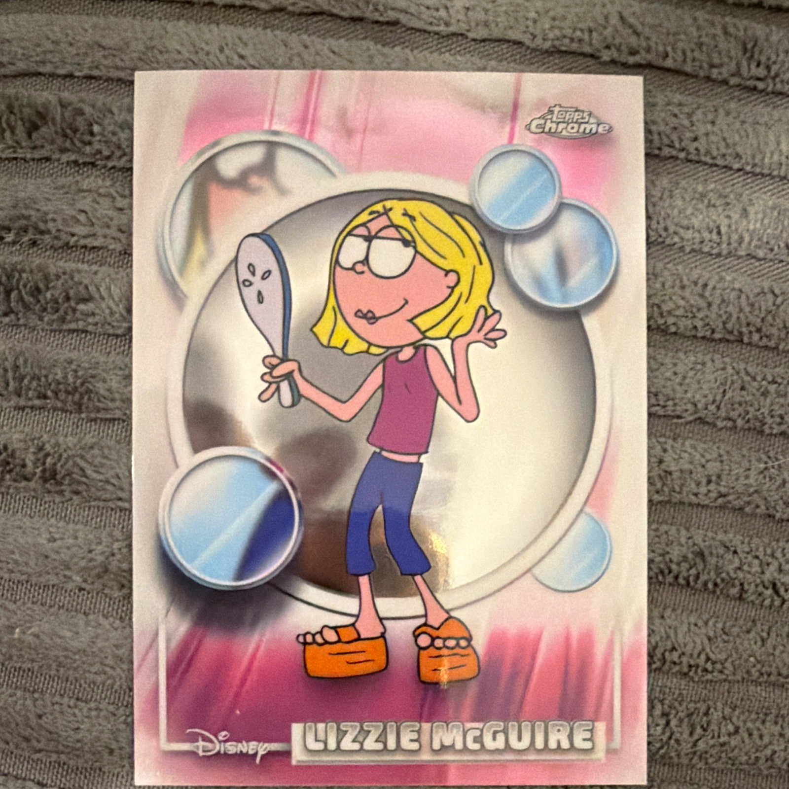 Topps 2005 Topps Chrome Disney Lizzie McGuire Non-Sport Card #109 Topps 2005 Topps Chrome Disney Lizzie McGuire Non-Sport Card #109