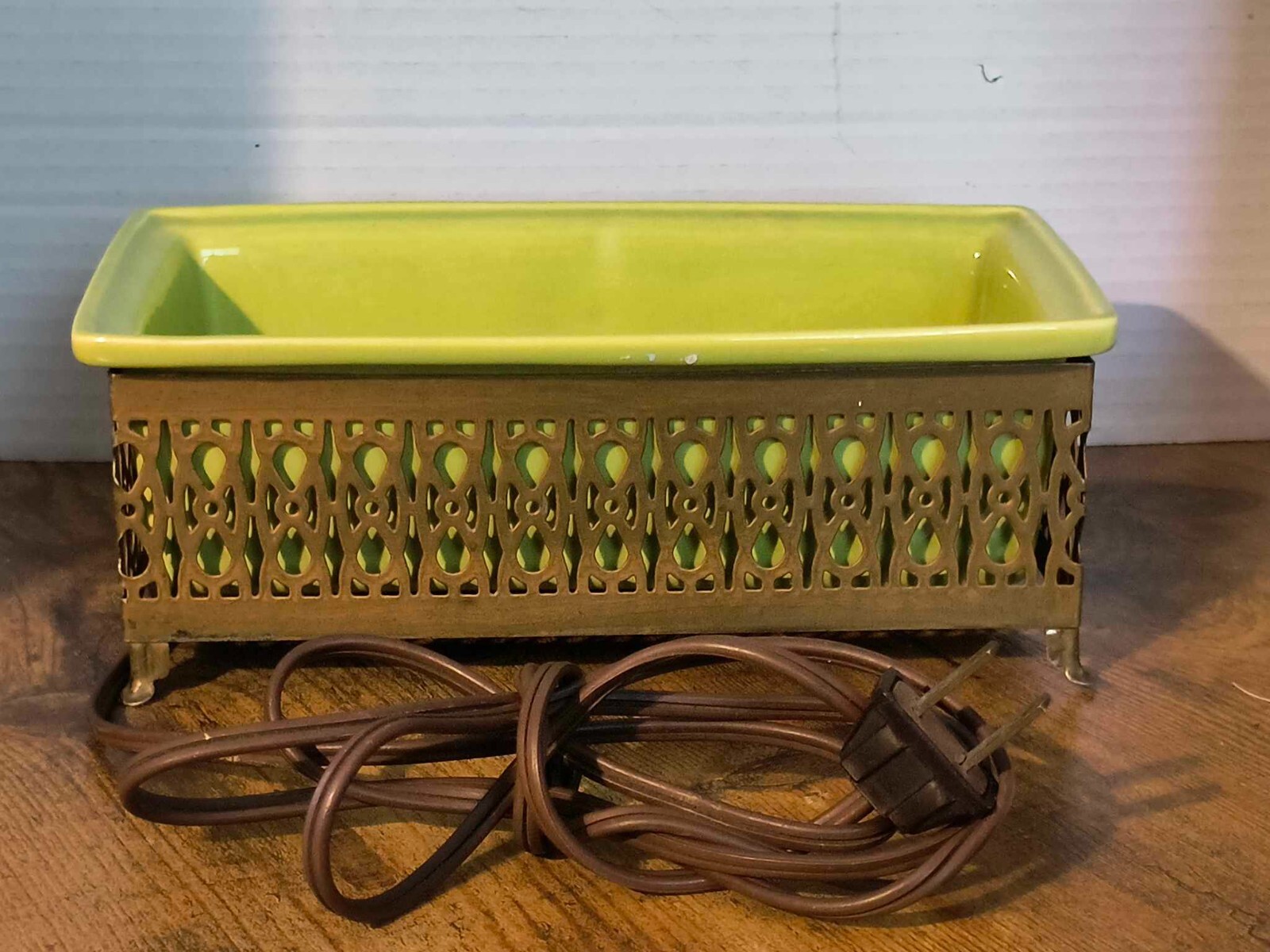 VINTAGE MCM POTTERY PLANTER BASE WITH LIGHT /BY WILHITE OF CALIFORNIA VINTAGE MCM POTTERY PLANTER BASE WITH LIGHT /BY WILHITE OF CALIFORNIA
