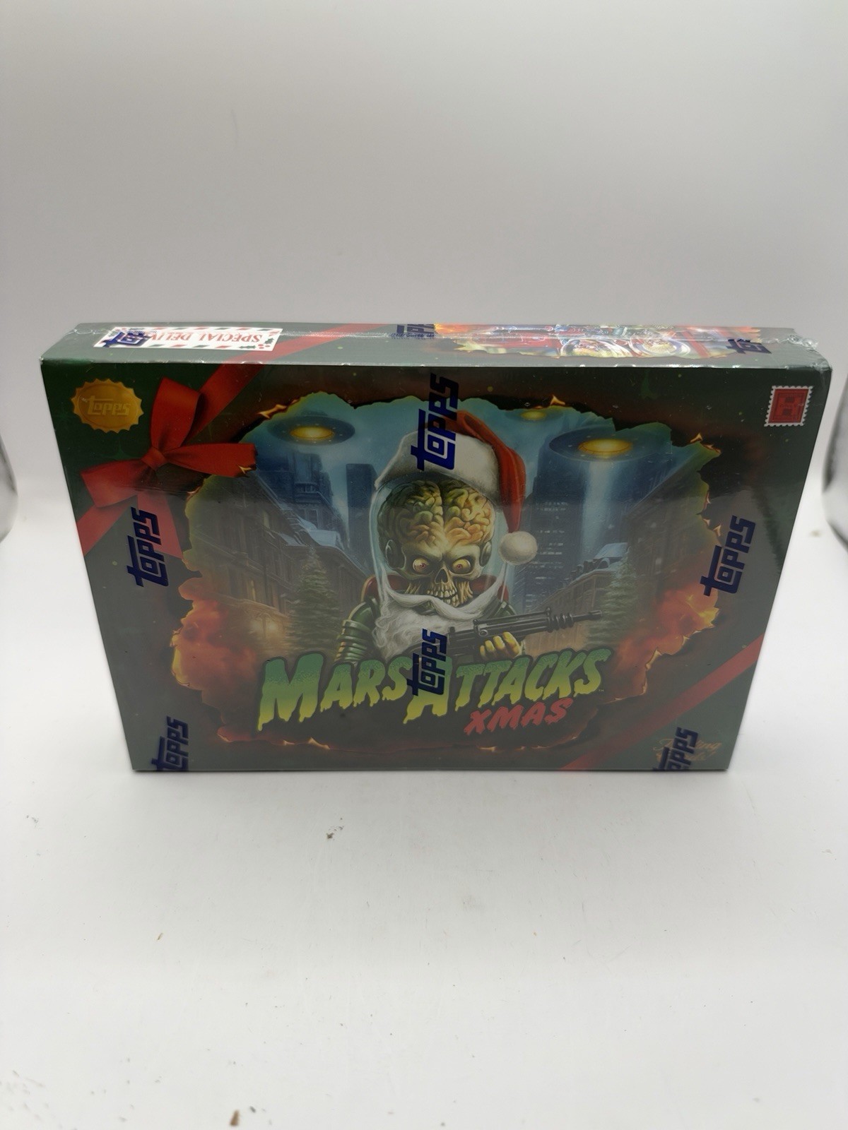 2026 Topps Mars Attacks Christmas Hobby Box XMAS NEW Factory Sealed IN HAND 2026 Topps Mars Attacks Christmas Hobby Box XMAS NEW Factory Sealed IN HAND