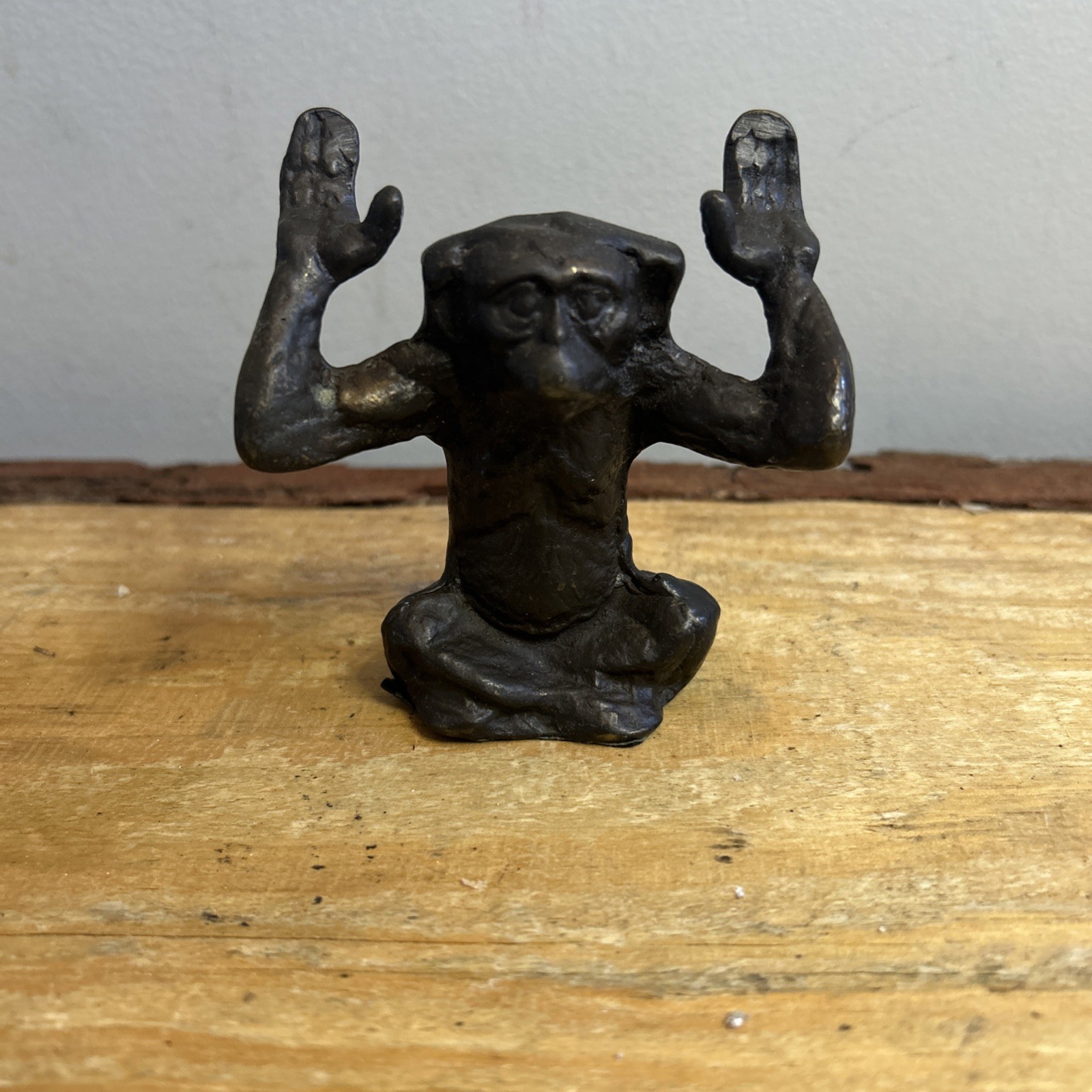 Vintage, Bronze, Monkey Business Card Holder. Unique, Desk Decor. Vintage, Bronze, Monkey Business Card Holder. Unique, Desk Decor.
