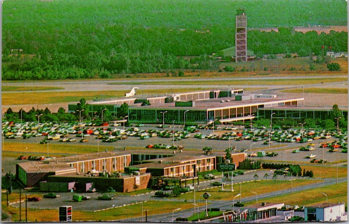 Tulsa Oklahoma Airport Jet-Port Aerial View Sheraton Inn Postcard Tulsa Oklahoma Airport Jet-Port Aerial View Sheraton Inn Postcard