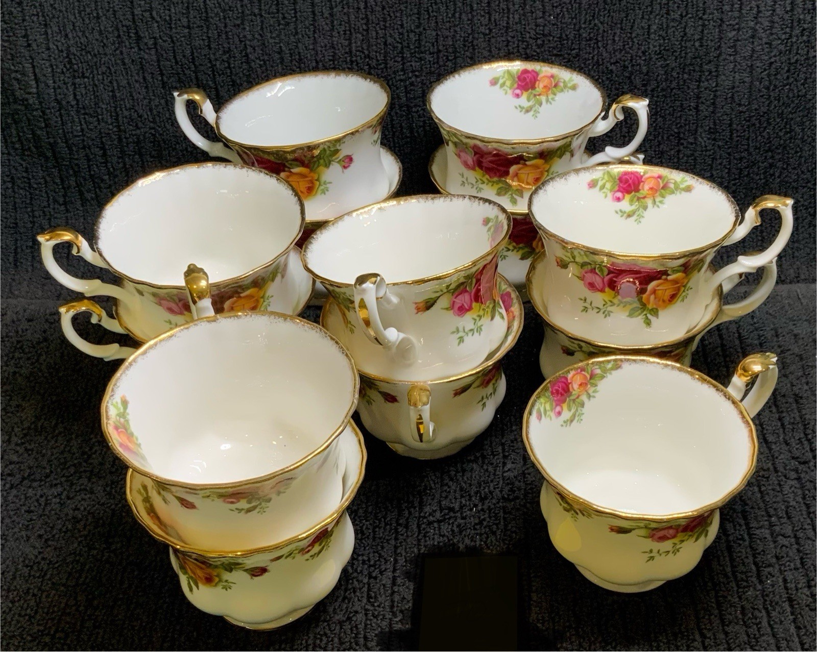 Royal Albert Old Country Roses Demitasse Cup & Saucer Set Espresso England Small Royal Albert Old Country Roses Demitasse Cup & Saucer Set Espresso England Small