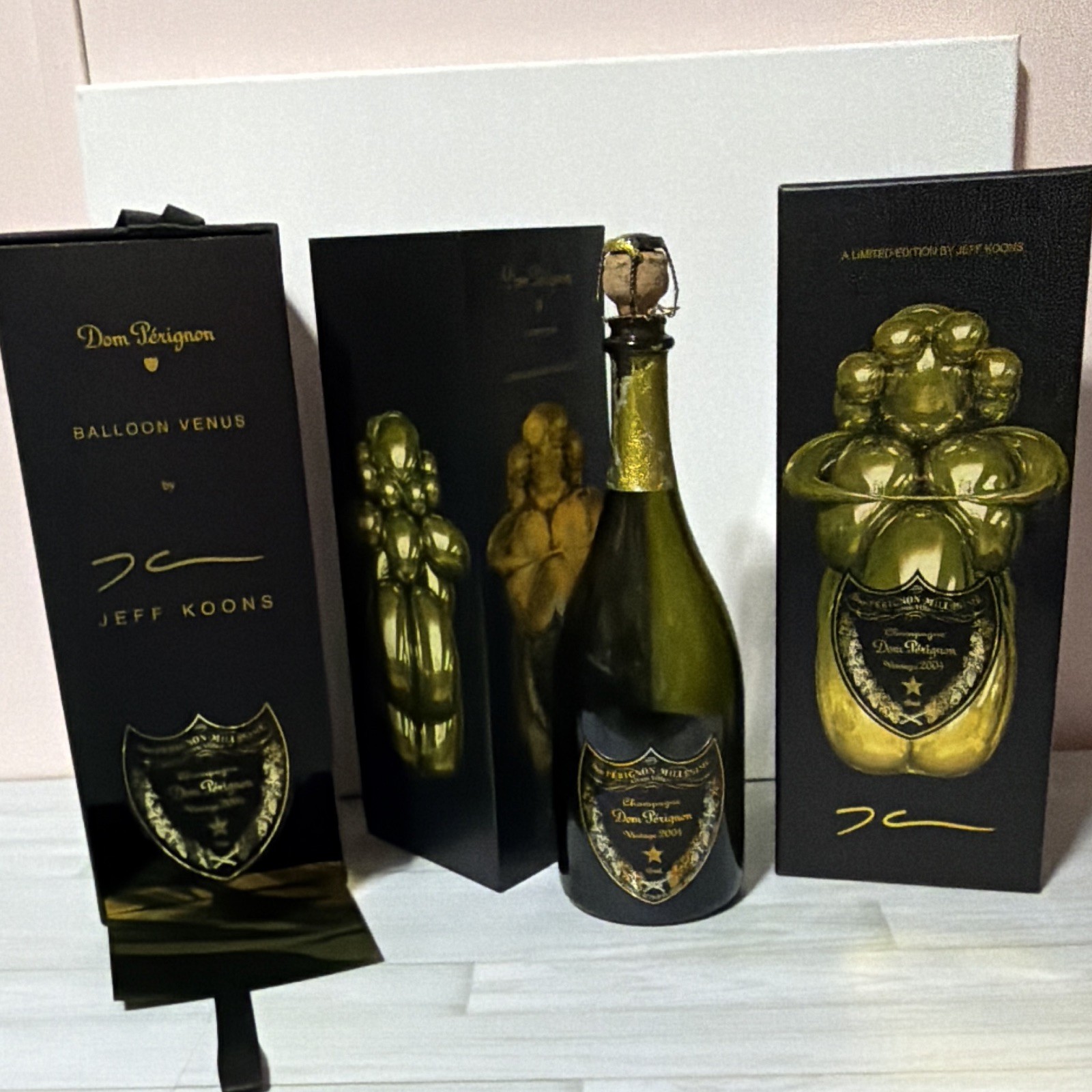 EMPTY 04’ Dom Pérignon Jeff Koons Limited Edition Champagne Bottle,Box & Inserts