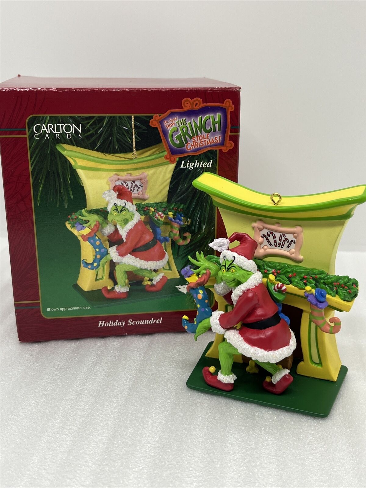 2001 Carlton Cards • Holiday Scoundrel • How The Grinch Stole Christmas Ornament