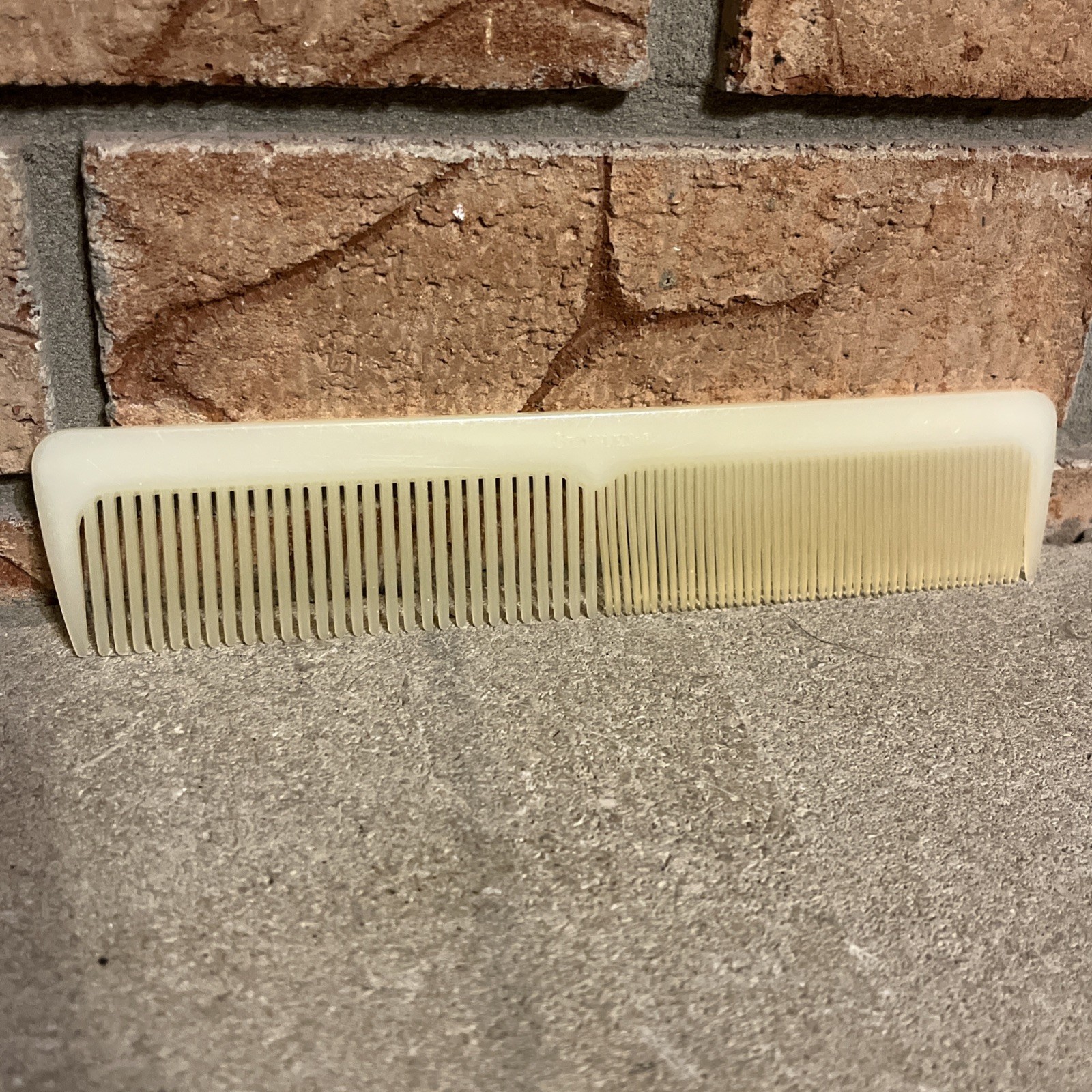 Vintage Stanley Nylon Ladies Ivory Comb 8” Detangling Comb Nice Solid Comb Vintage Stanley Nylon Ladies Ivory Comb 8” Detangling Comb Nice Solid Comb
