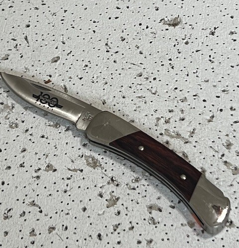 Vintage Buck 500 Duke Lockback Rosewood Scales Folding Pocket Knife—