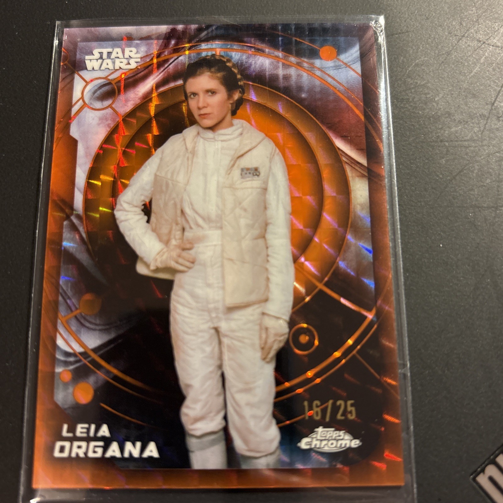 ⭐️ 2026 Topps Chrome Star Wars #183 Leia Organa Orange Refractor 16/25 RARE ⭐️ 2026 Topps Chrome Star Wars #183 Leia Organa Orange Refractor 16/25 RARE
