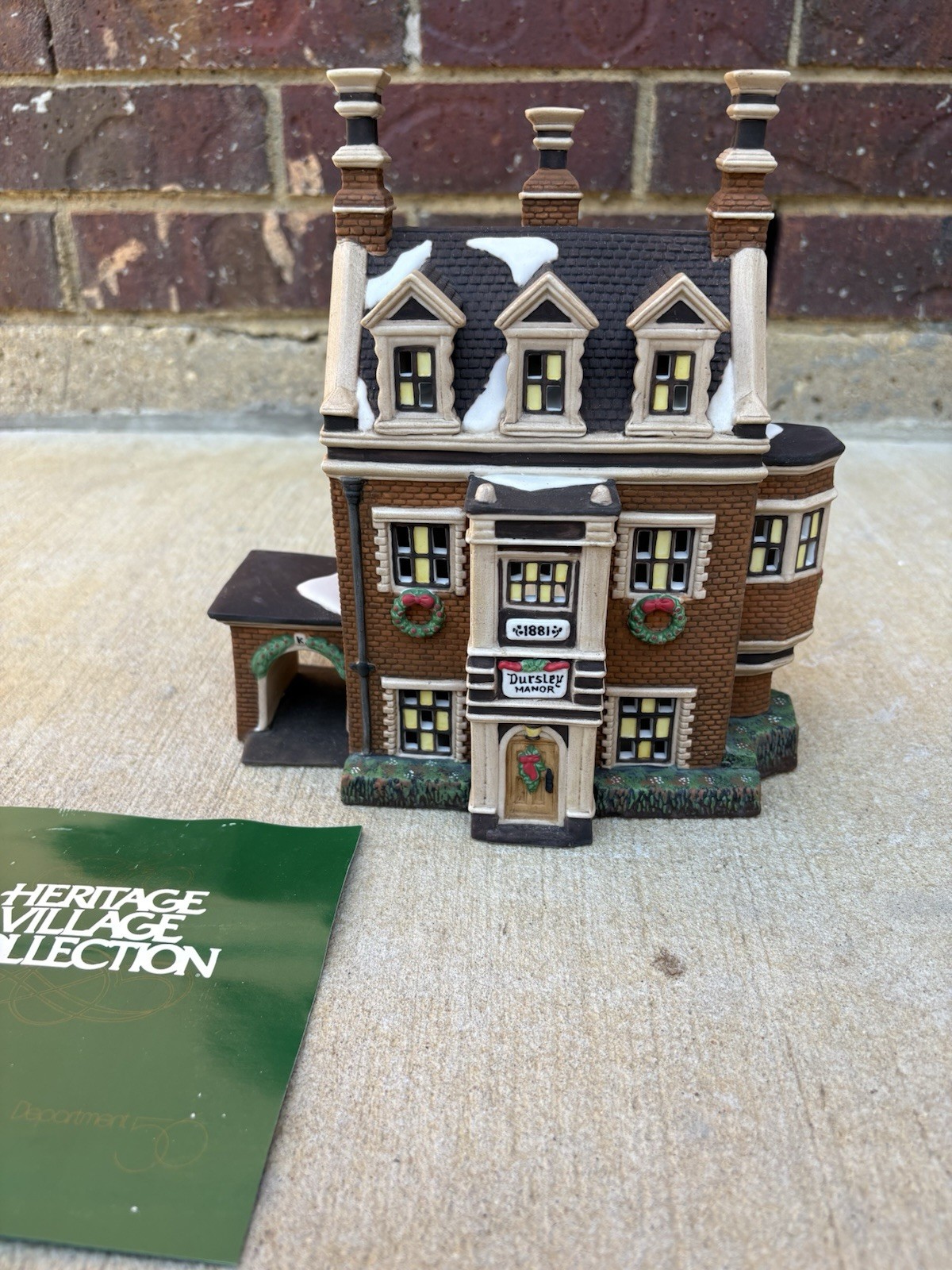 Vintage 1995 Dept 56 Dickens Village Series Retired Dursley Manor