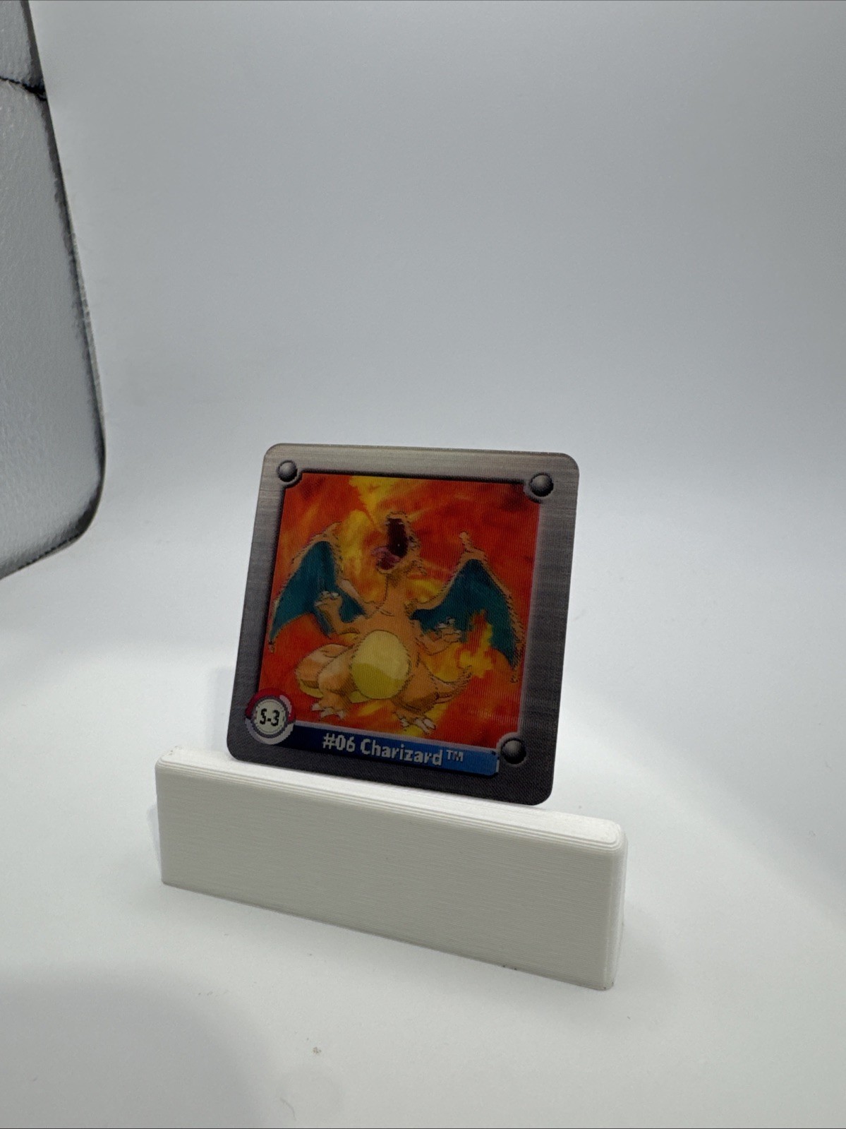 Charizard 1999 Pokemon Action Flipz Series One 3-D Chase #S-3 Charizard 1999 Pokemon Action Flipz Series One 3-D Chase #S-3