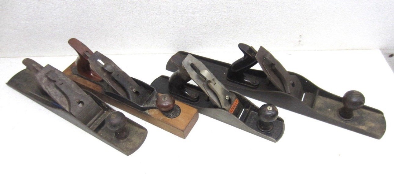 Lot of 4 Vintage Stanley Bailey Hand Planes - No 5, No 6, No 7, & Transitional