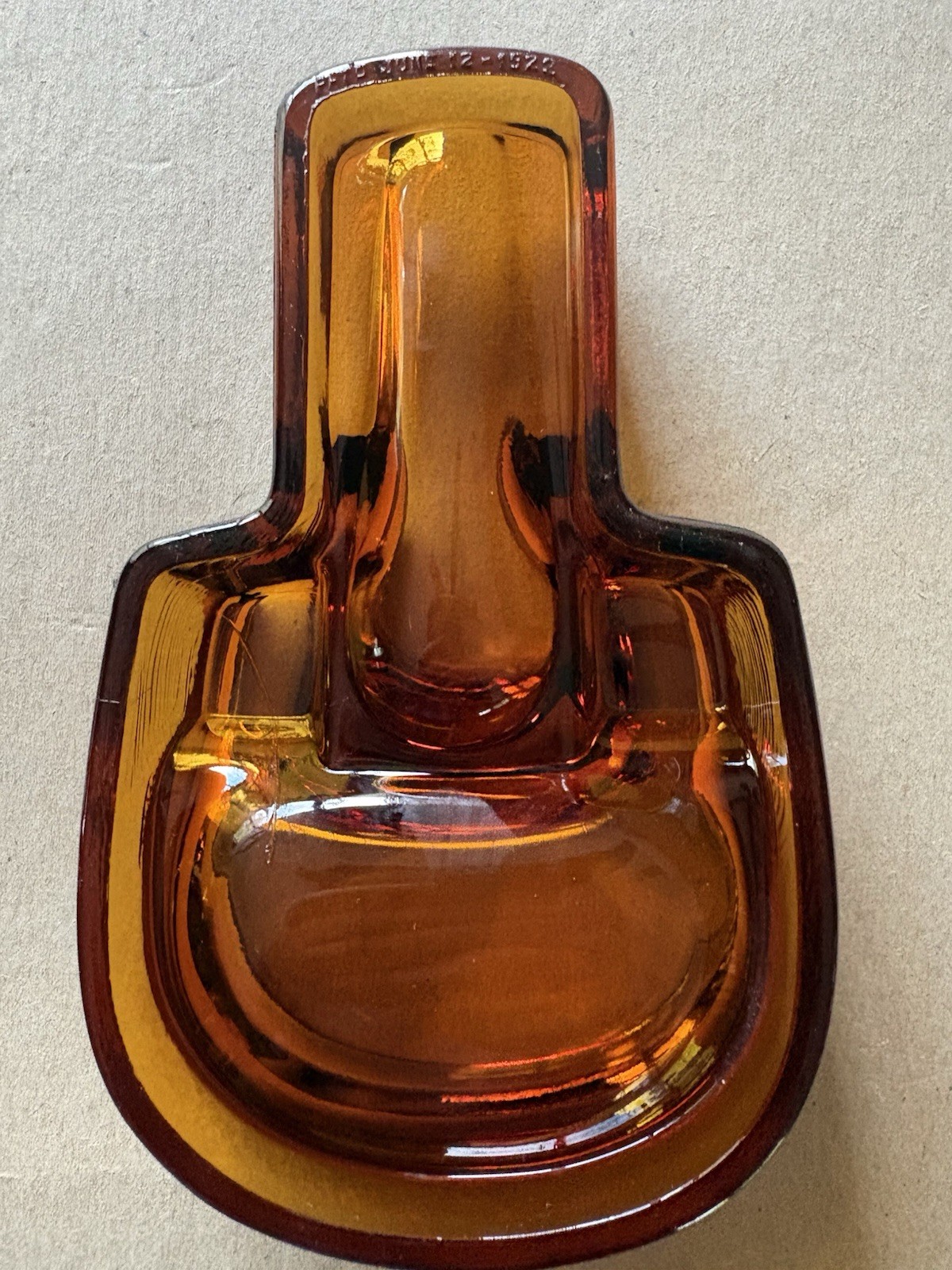 VTG 1920's LJ Houze Forbes Glass Pipe/Ash Tray in Amber Tobaccianna VTG 1920's LJ Houze Forbes Glass Pipe/Ash Tray in Amber Tobaccianna