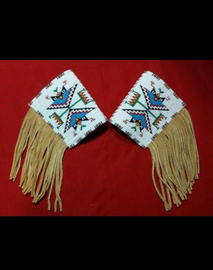 Old American Style Handmade Sioux Horse Beaded Cuffs Leather Fringes FHC25 Old American Style Handmade Sioux Horse Beaded Cuffs Leather Fringes FHC25