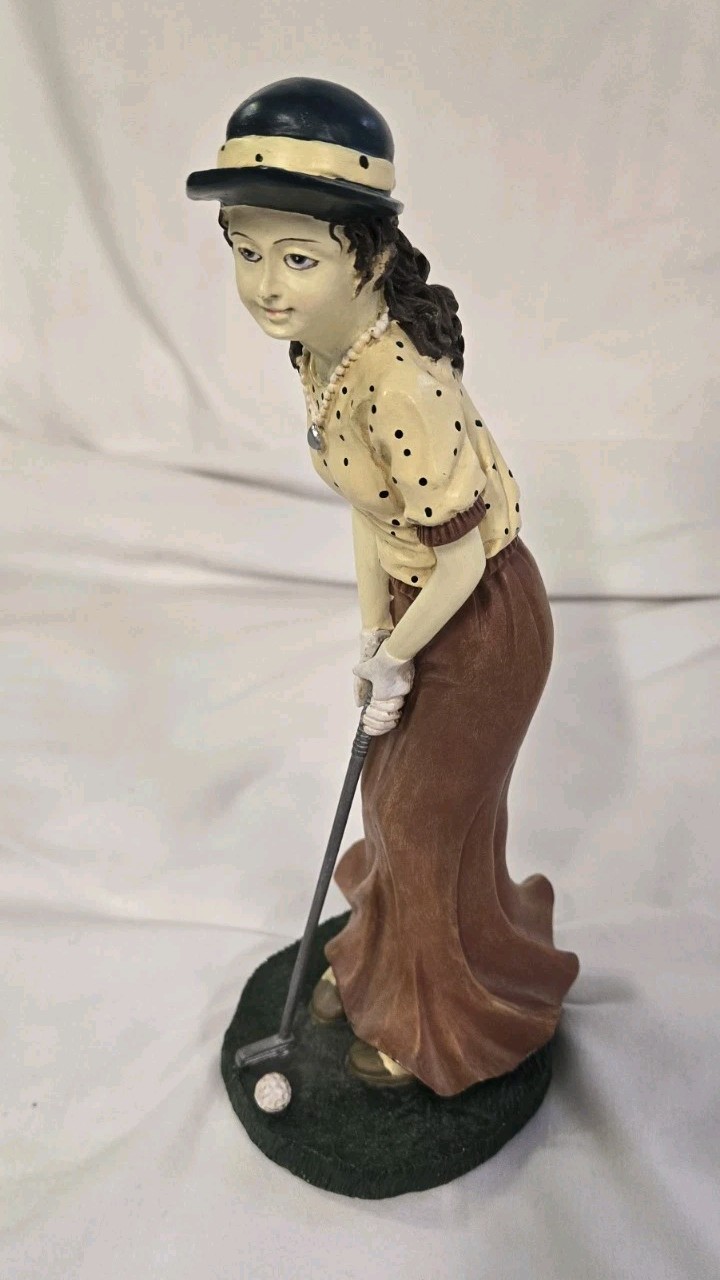 Vintage Lady Golfer Statue Figurine 9\ Vintage Lady Golfer Statue Figurine 9\