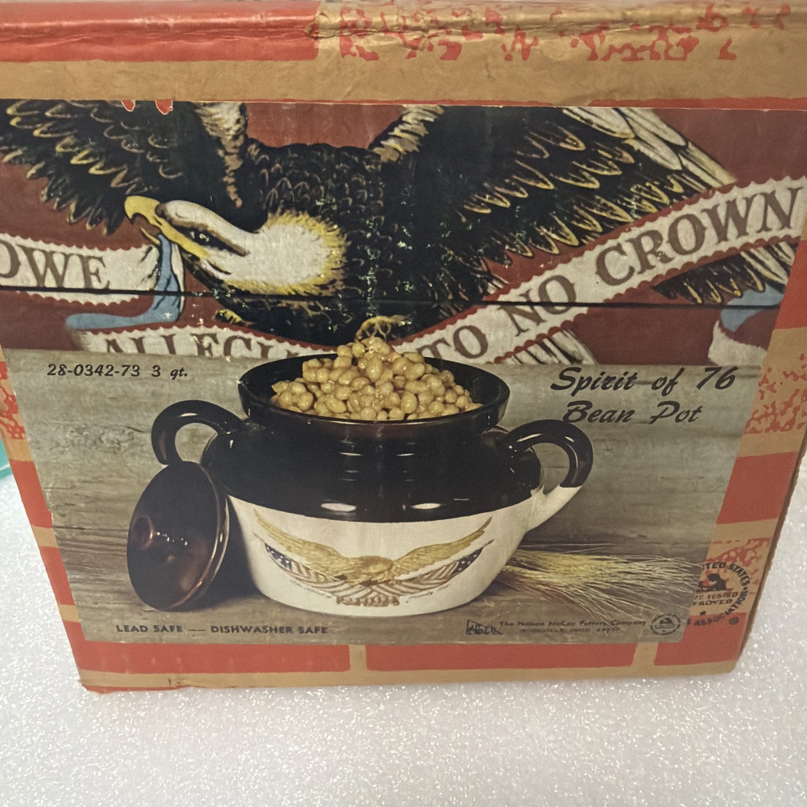 Vintage McCoy Pottery American Eagle Gallery of Art 1973 Bean Pot in Box USA Vintage McCoy Pottery American Eagle Gallery of Art 1973 Bean Pot in Box USA